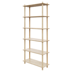 Schräg aufgenommene Studioansicht des hohen, sechsstöckigen modularen Air Regals aus unbehandeltem Kiefernholz, die die schlichte Konstruktion und die beeindruckende vertikale Stapelung vor weißem Hintergrund zeigt.